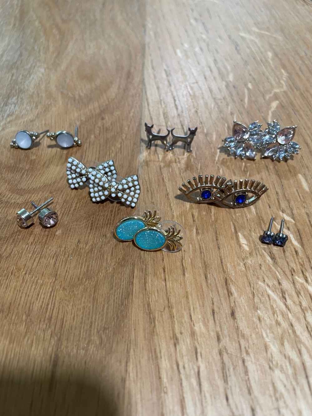 Earring set of 8 stud earrings